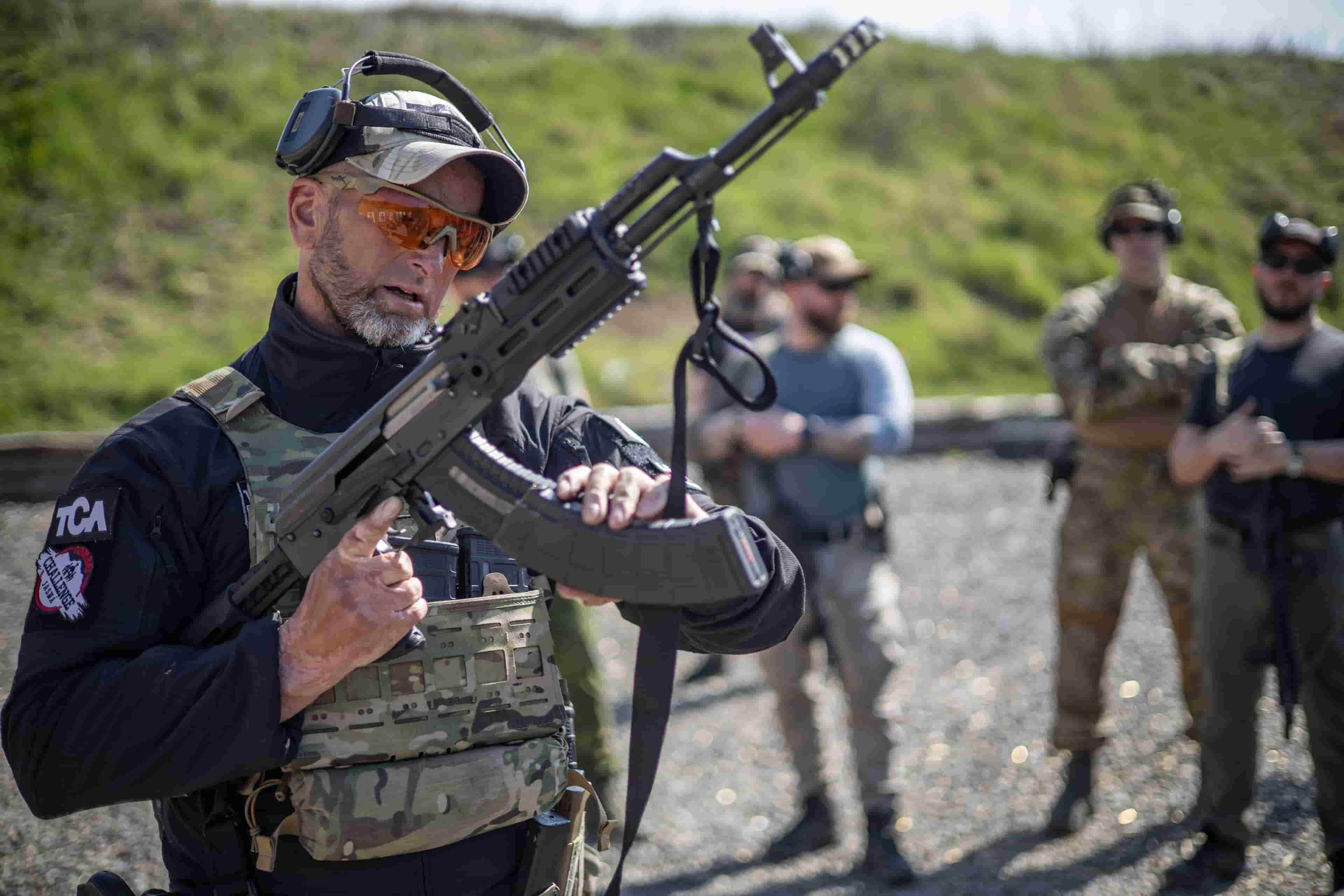 Puška 3: Závady a kontakty zo strán - BLACK FRIDAY