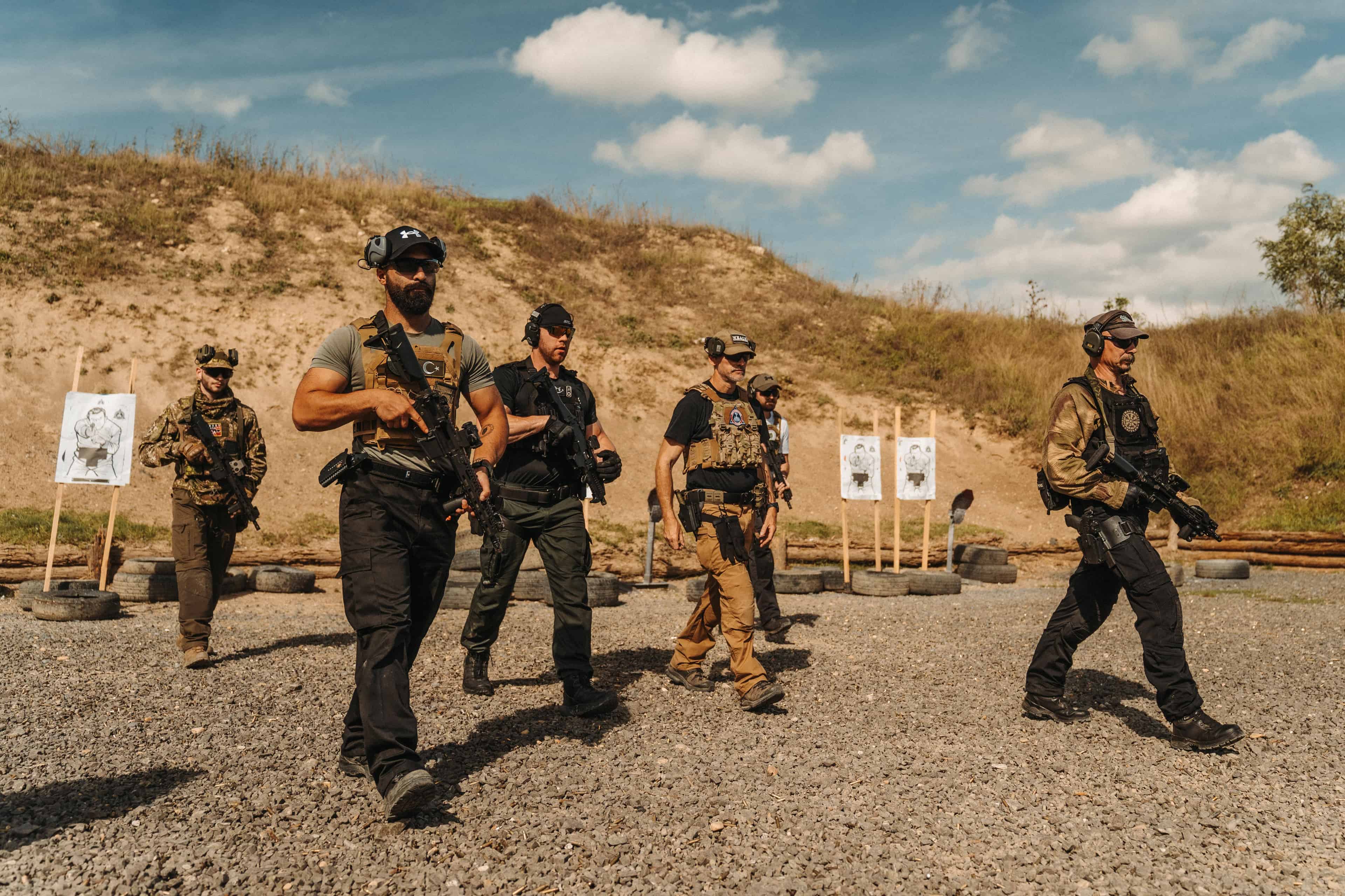 PUŠKA: Bodyguard - PSD/Contractor 