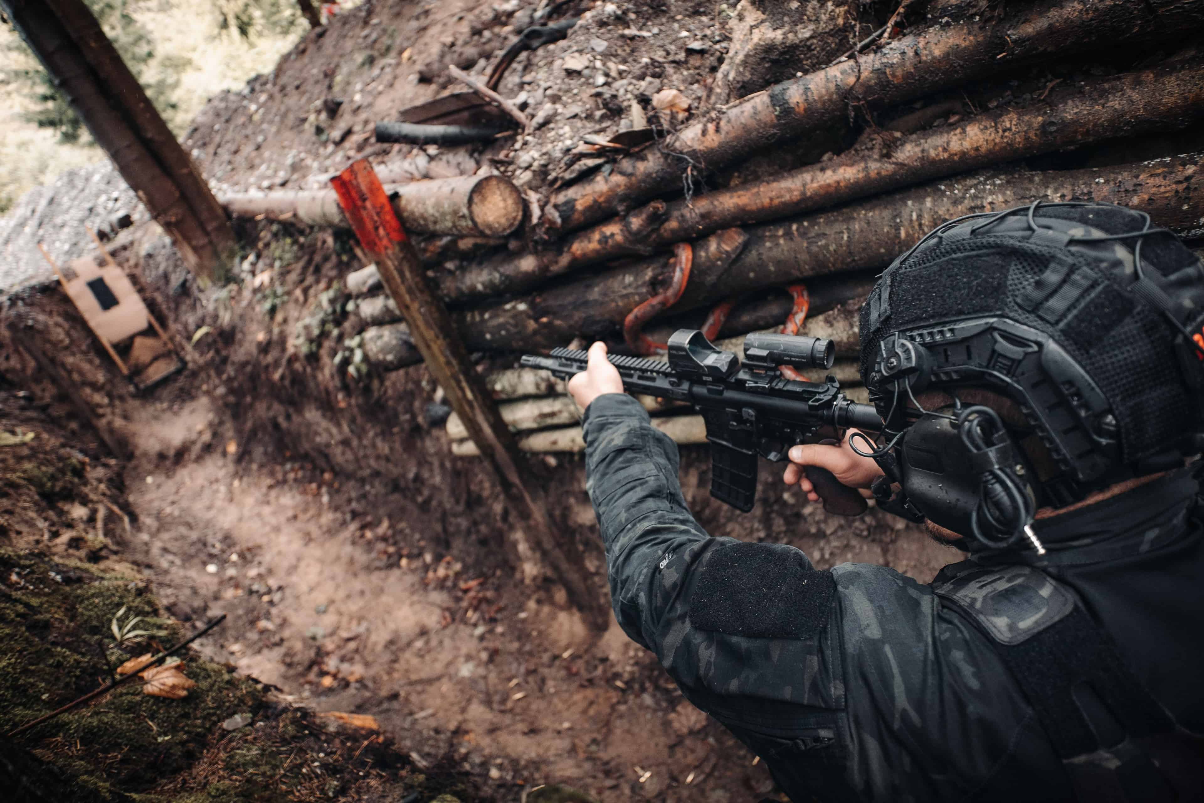 Zákopový boj / Trench Warfare