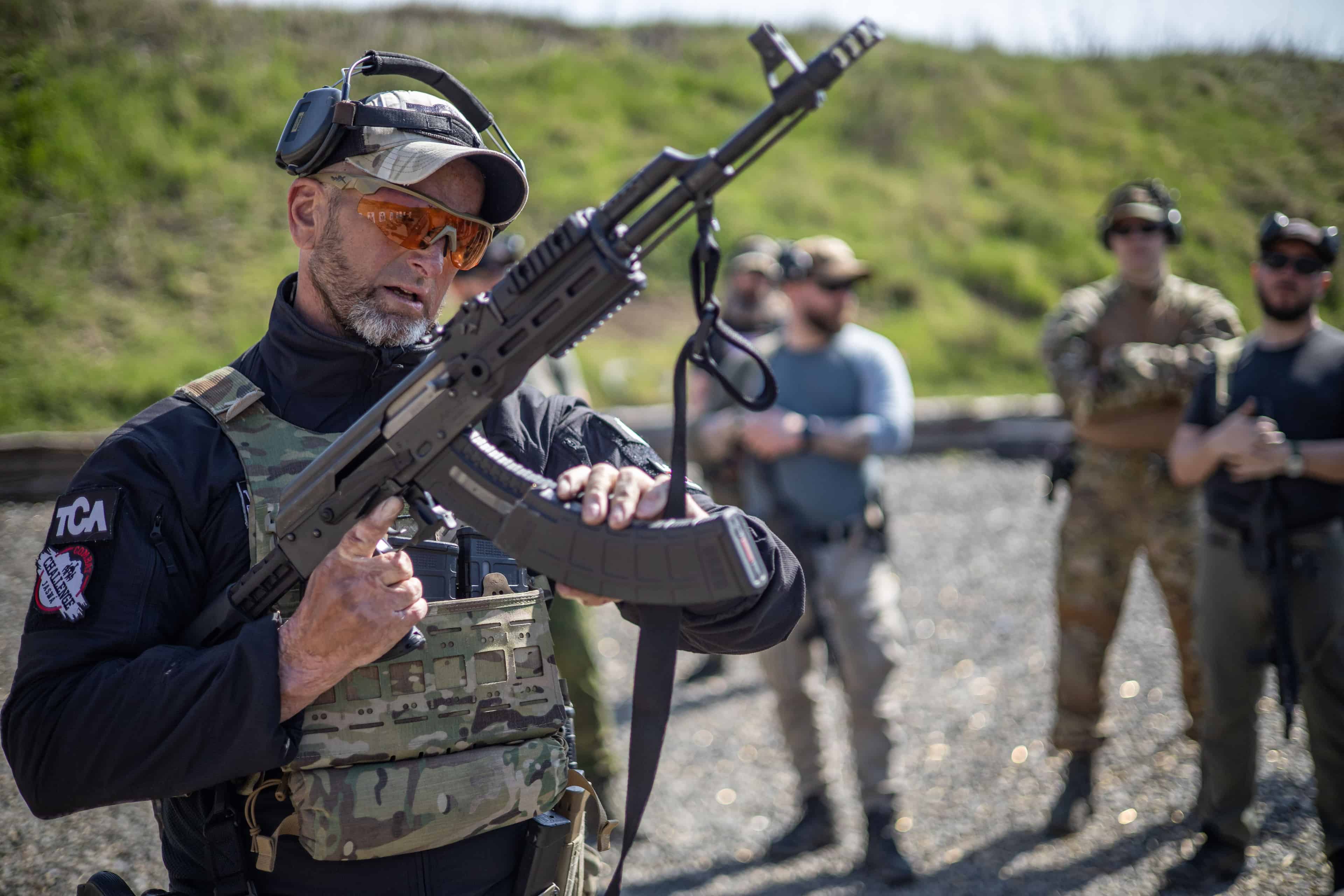 Puška 3: Závady a kontakty zo strán - BLACK FRIDAY