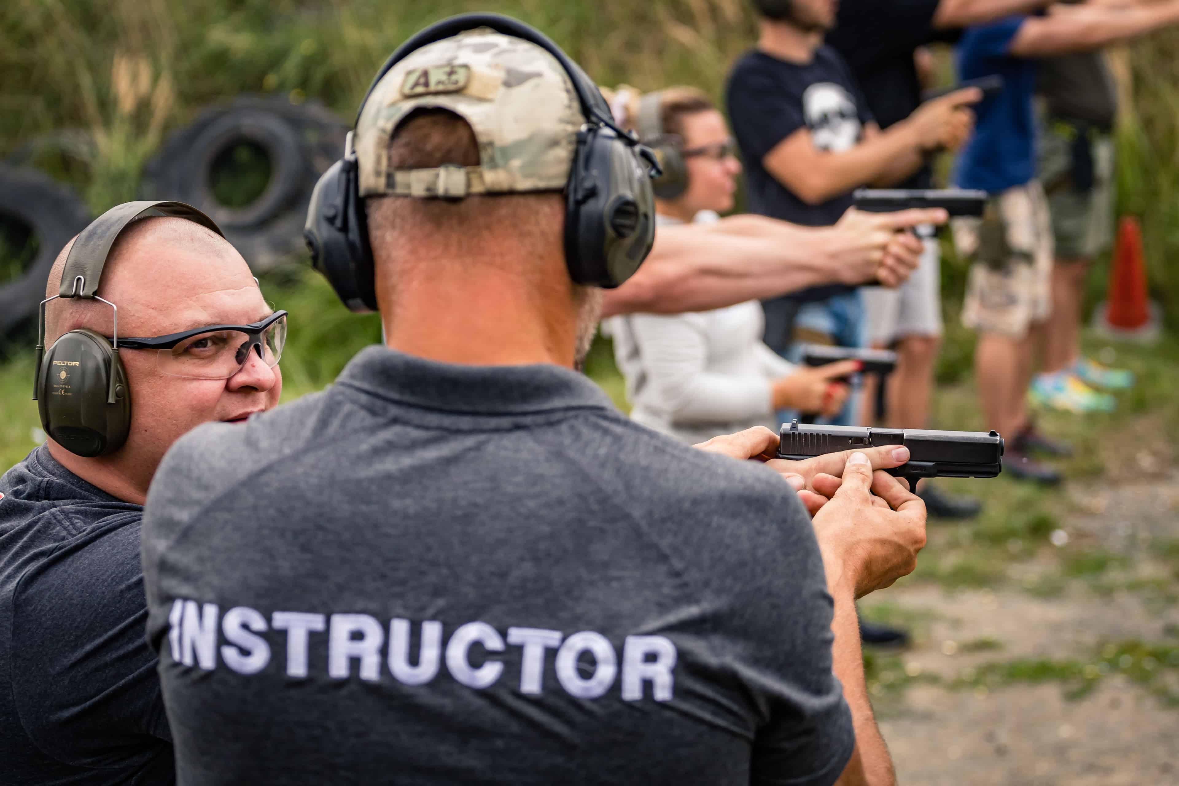 Pištoľ 2:  Taktická obranná streľba jednotlivca - BLACK FRIDAY
