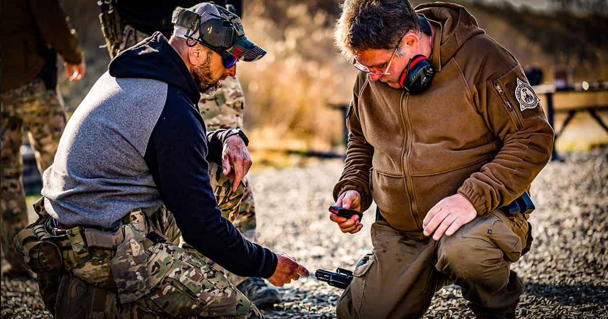 Pištoľ: Streľba so zranením