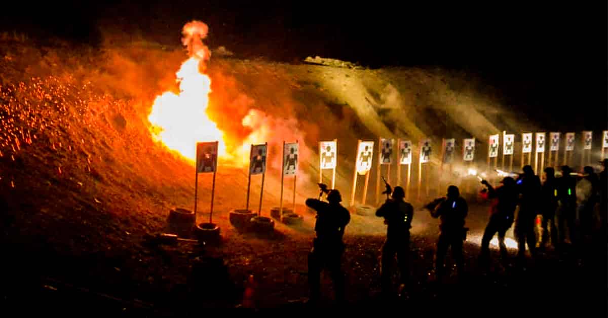 Pištoľ/Puška: Znížené svetelné podmienky Scenáre