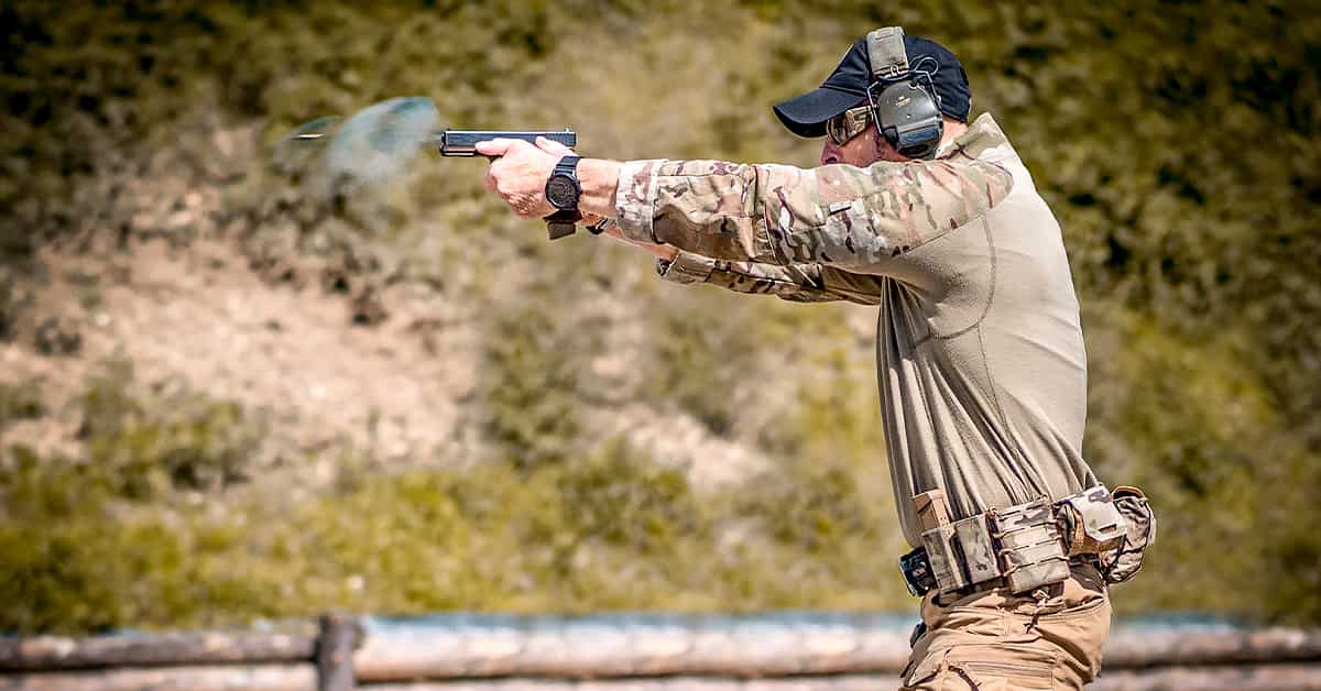 Pištoľ 2: Taktická obranná streľba jednotlivca + munícia